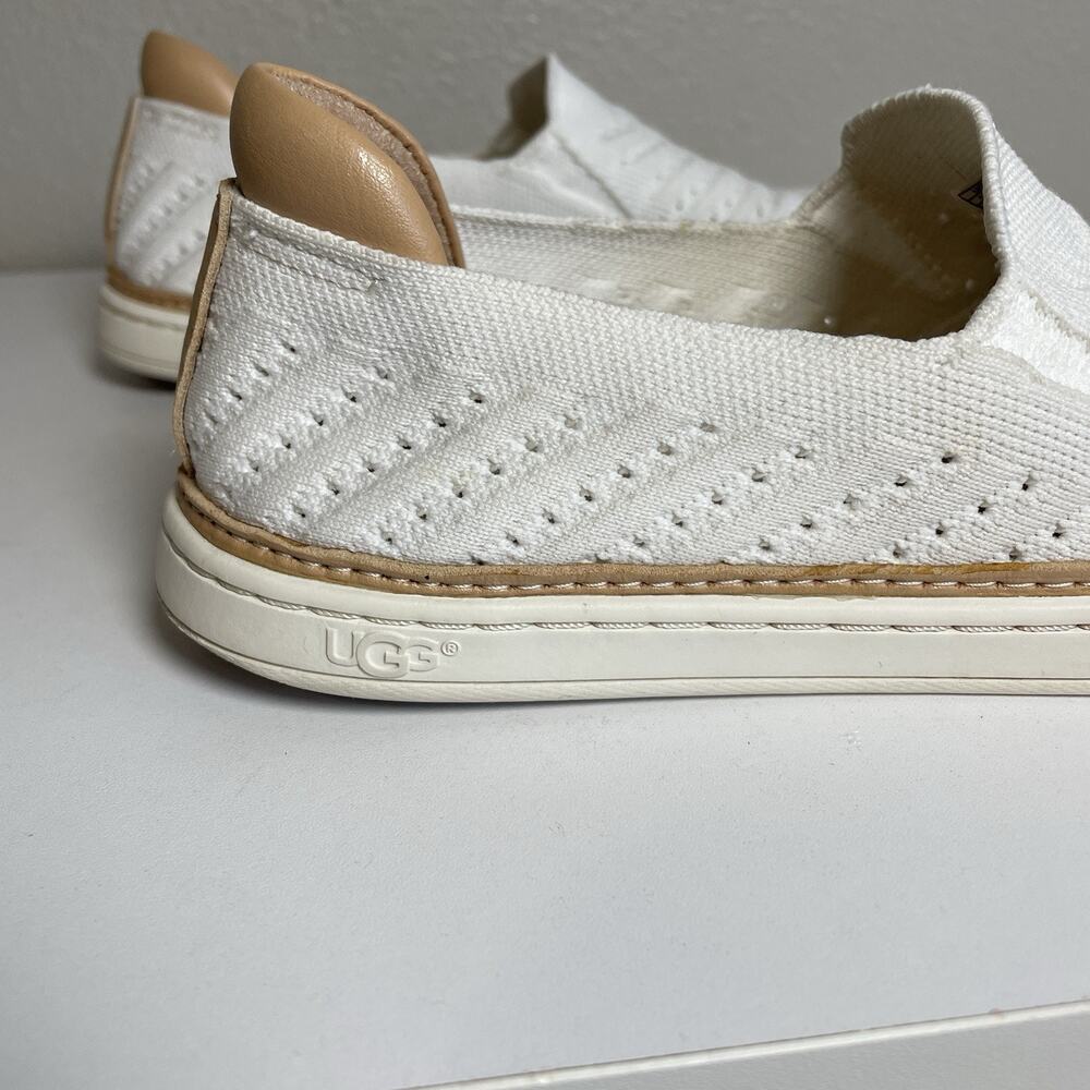 UGG Shoes 7.5 Womens White Sammy Chevron Slip On Sneaker Loafer Casual 1102560 - Picture 9 of 10